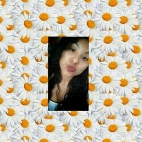 Meet your Posher, Cande - Picture 1 of 1